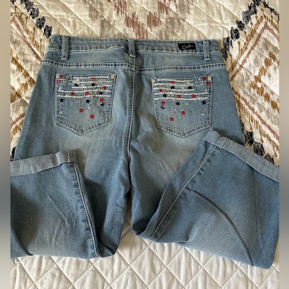 Denim Capri Jeans Womens Size 12 Blue Stretch Curvy Cuffed